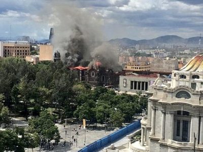 Culpas y reportes por el incendio en la iglesia de la Santa Veracruz