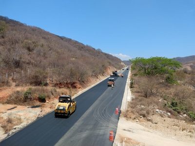 Conflicto agrario municipal ha frenado avance de la carretera Oaxaca-Puerto Escondido: AMLO