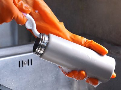 El truco más efectivo para quitar el sarro del termo de manera sencilla