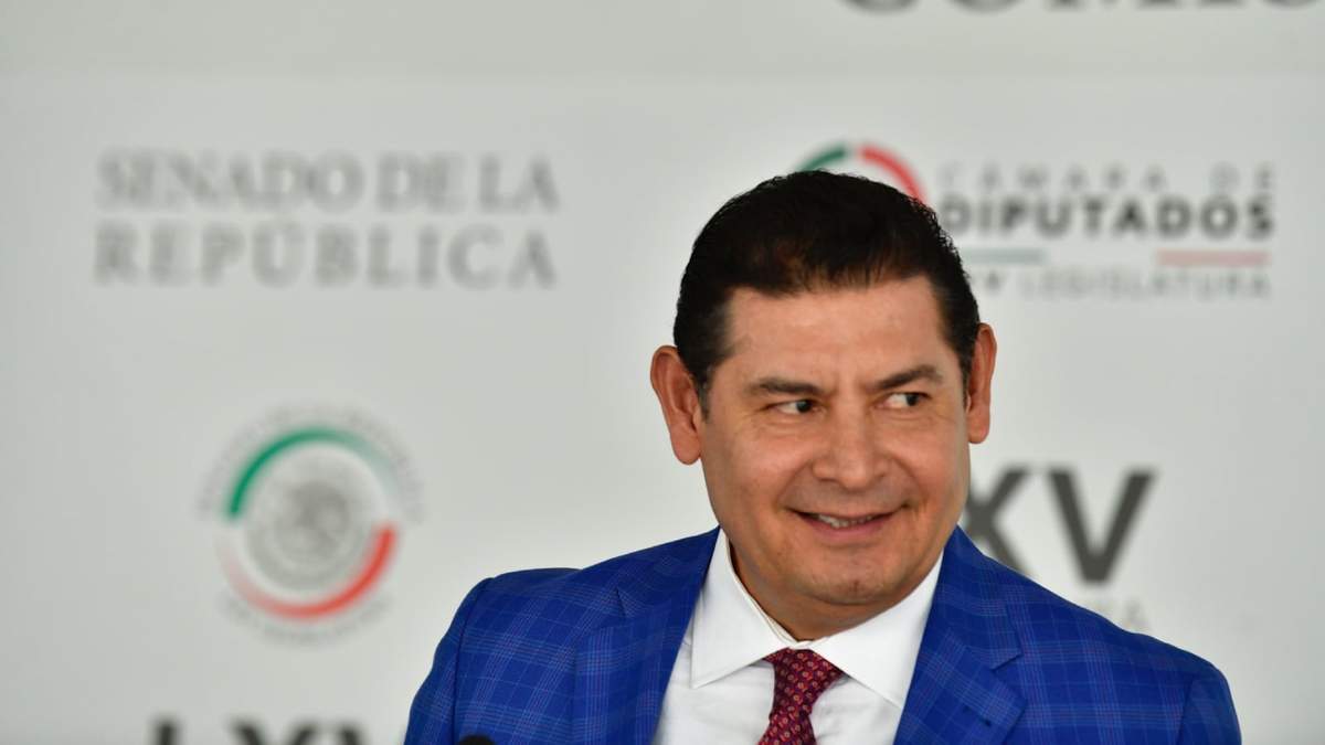 El expriista poblano Alejandro Armenta Mier.