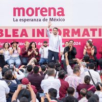 Luisa María Alcalde y “Andy” López celebran asamblea informativa de Morena en Chiapas