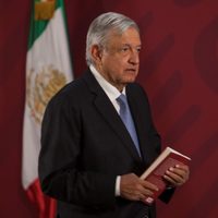 AMLO acusa a Hernán Cortés de 'fraude”… y la ultraderecha de España le responde: pelee con Maduro
