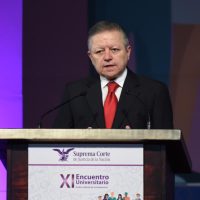 Los jueces no cuentan con legitimidad social, reconoce el ministro Arturo Zaldívar