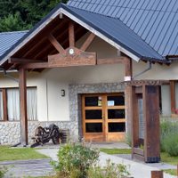 Denuncian al gobierno municipal de Villa La Angostura por irregularidades