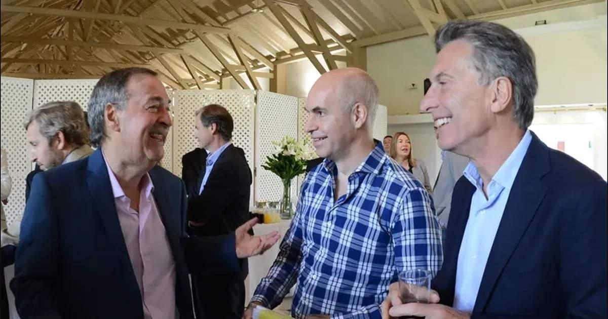 Juan Schiaretti, Horacio Rodríguez Larreta y Mauricio Macri. Fuente: (Twitter)