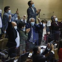 Los diputados Chile aprobaron la acusación contra Piñera en una sesión cargada de épica