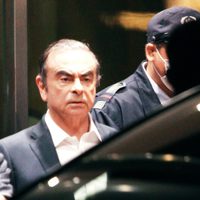 Ponen en libertad a expresidente de Nissan tras pagar fianza de 4.5 mdd