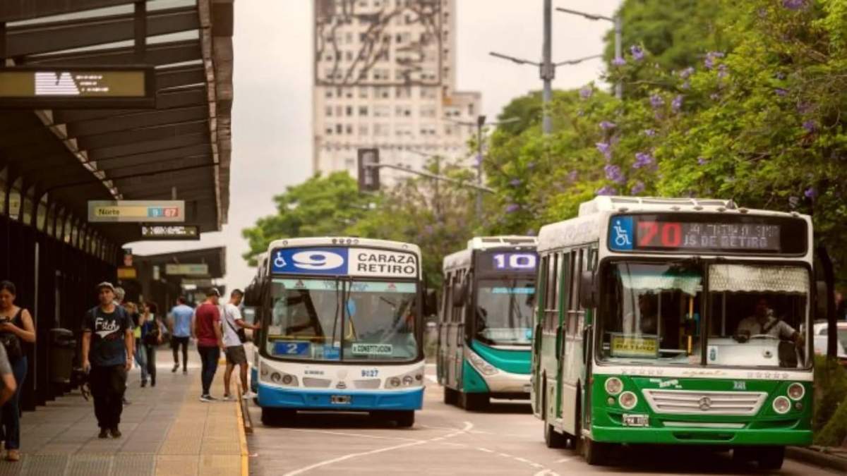 El paro de colectivos podría comenzar en las próximas horas. Fuente: (Twitter)