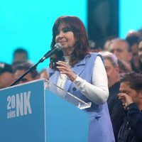 Cristina Kirchner volvió a apuntar contra Macri en el acto del 25 de mayo