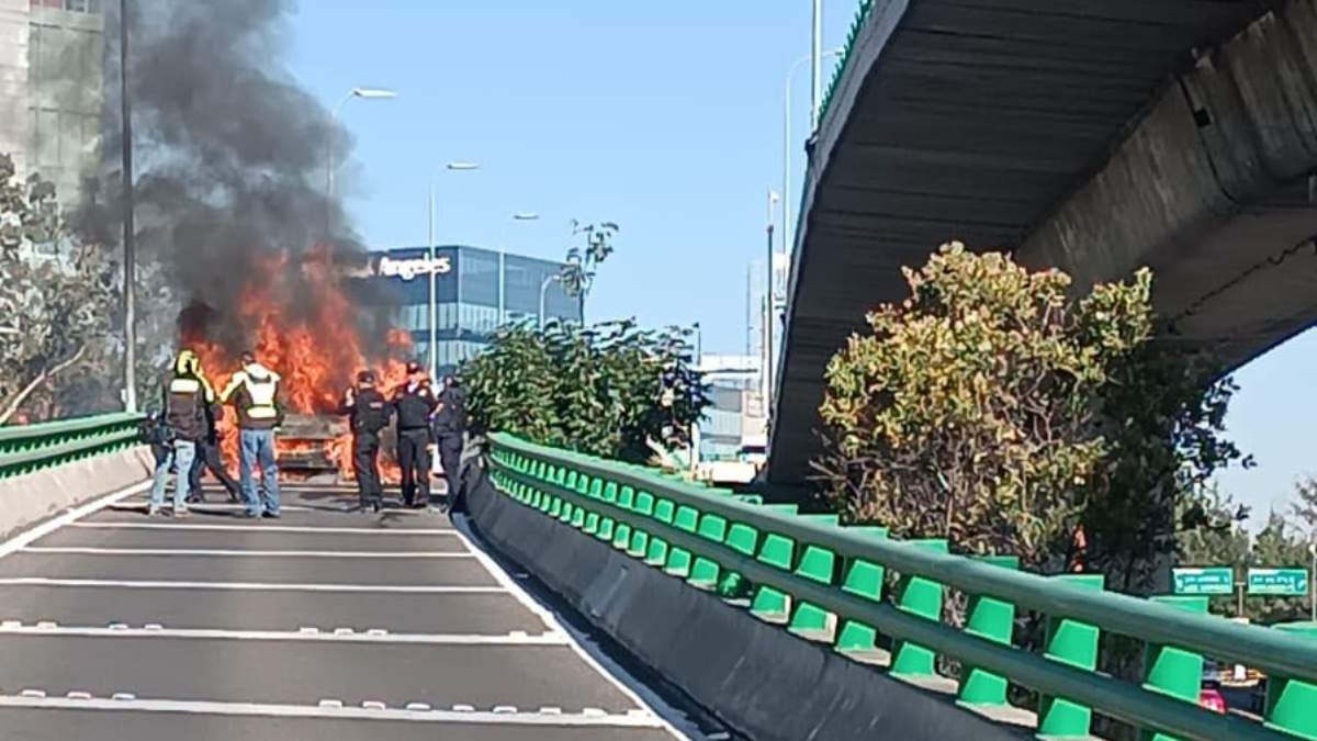 Auto incendiado