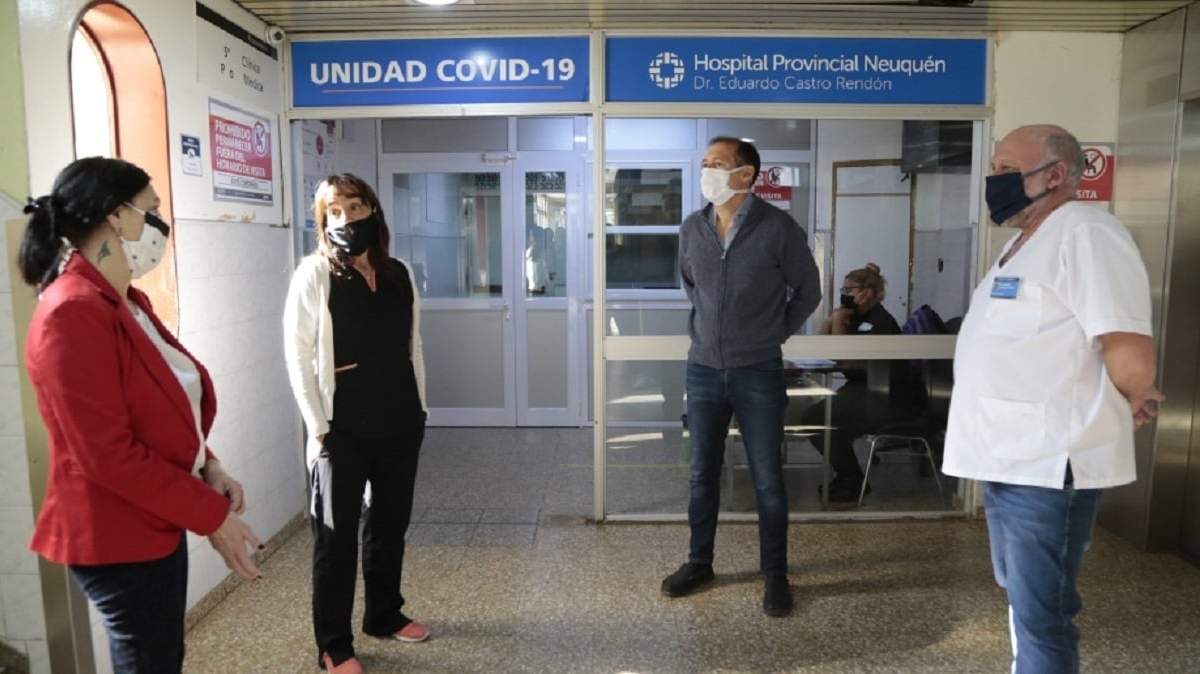 La ocupación de camas de unidades de terapia intensiva es del 72,5 %. Fuente: (Twitter)