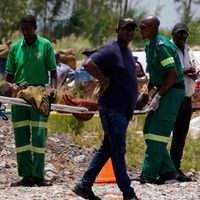 Aumenta a 87 el número de muertos tras enfrentamiento entre policía y mineros en Sudáfrica