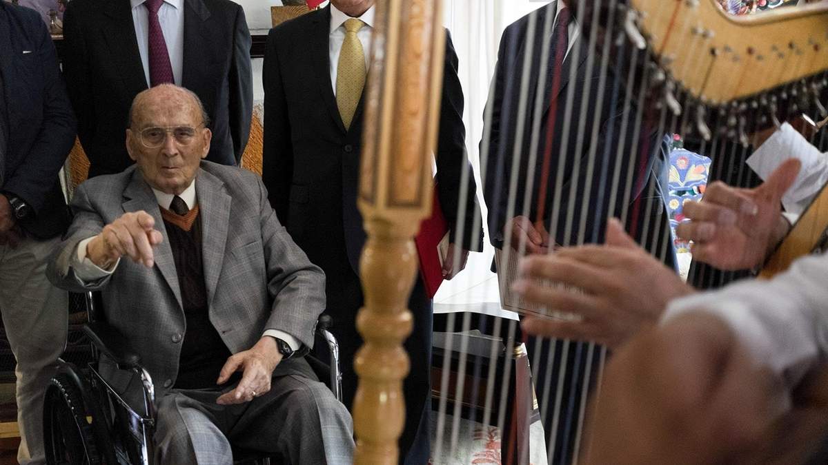 El expresidente Luis Echeverría, repudiado y en el olvido