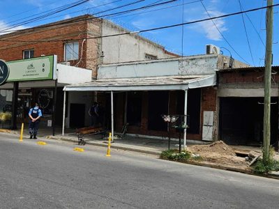 Volvieron a allanar una vivienda del Bajo de Neuquén por un robo con armas de fuego