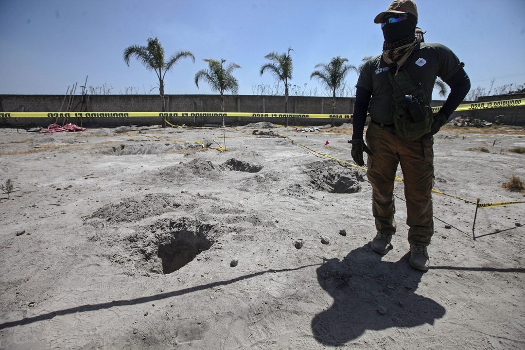 20 de marzo. La FGR y la Fiscalía de Jalisco encabezaron un recorrido por el Rancho Izaguirre, donde se halló un campo de adiestramiento y exterminio. Foto Fernando Carranza García  Cuartoscuro.