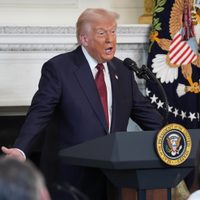 Trump podría convertirse en el rostro del descontento económico después de que esto lo ayudó a ganar