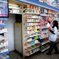 OMS alerta contra el abuso de antibióticos para tratar covid-19