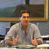 "Deberíamos hacer más tests pero no tenemos los reactivos", confesó Capitanich