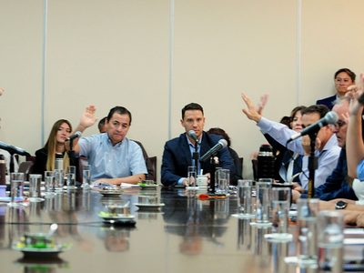 El proyecto de Figueroa para eliminar jubilaciones de privilegio obtuvo despacho favorable