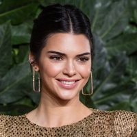 Dos madres, dos saludos: Kendall Jenner se lució en Instagram con los saludos en el día especial