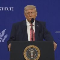 En tono de burla, Donald Trump imita la voz de Claudia Sheinbaum (Video)