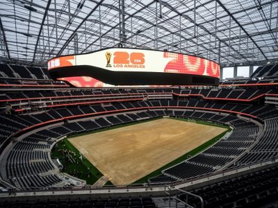 Sindicato de trabajadores del SoFi Stadium autoriza huelga a una semana del Mundial