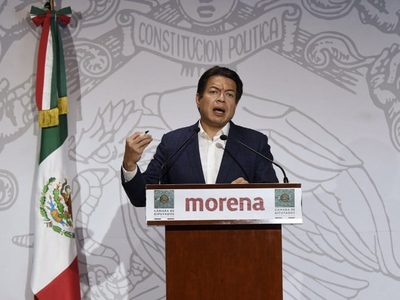 Mario Delgado gana a Muñoz Ledo la dirigencia de Morena