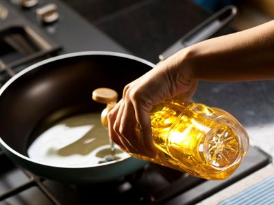 Cuauhtémoc coloca 35 contenedores para recolectar aceite de cocina y evitar contaminación del agua