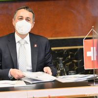 Suiza congela 7 mil 370 millones de euros en activos y fondos rusos