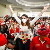 Carolina Viggiano se registra como precandidata de Va por México a la gubernatura de Hidalgo