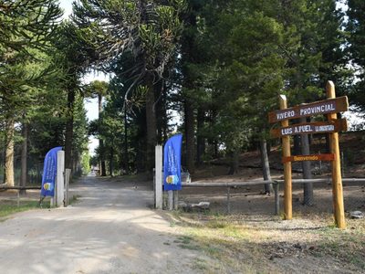 Villa Pehuenia: el Vivero Luis Puel firmó importante convenio con el municipio