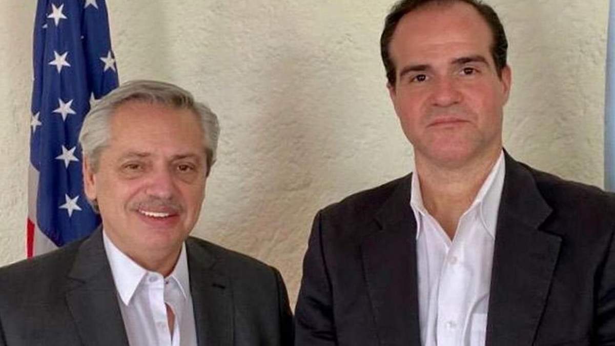 Alberto Fernández y Mauricio Claver-Carone. Fuente: (Twitter)