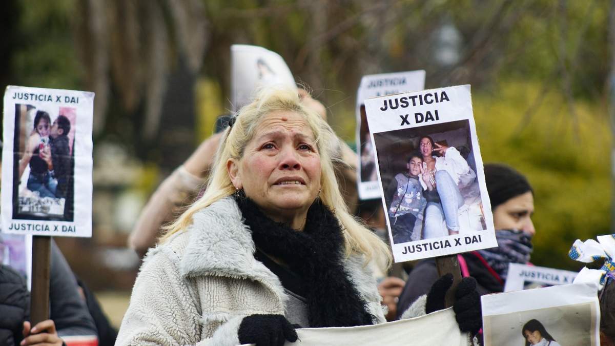 Familiares y allegados de Daiana marchan en busca de la verdad. Fuente: (Twitter)