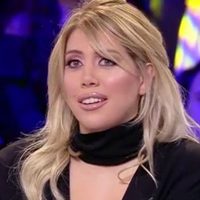 ¡Pobrecita! Wanda Nara subió una foto de Isabella Icardi simulando un meme