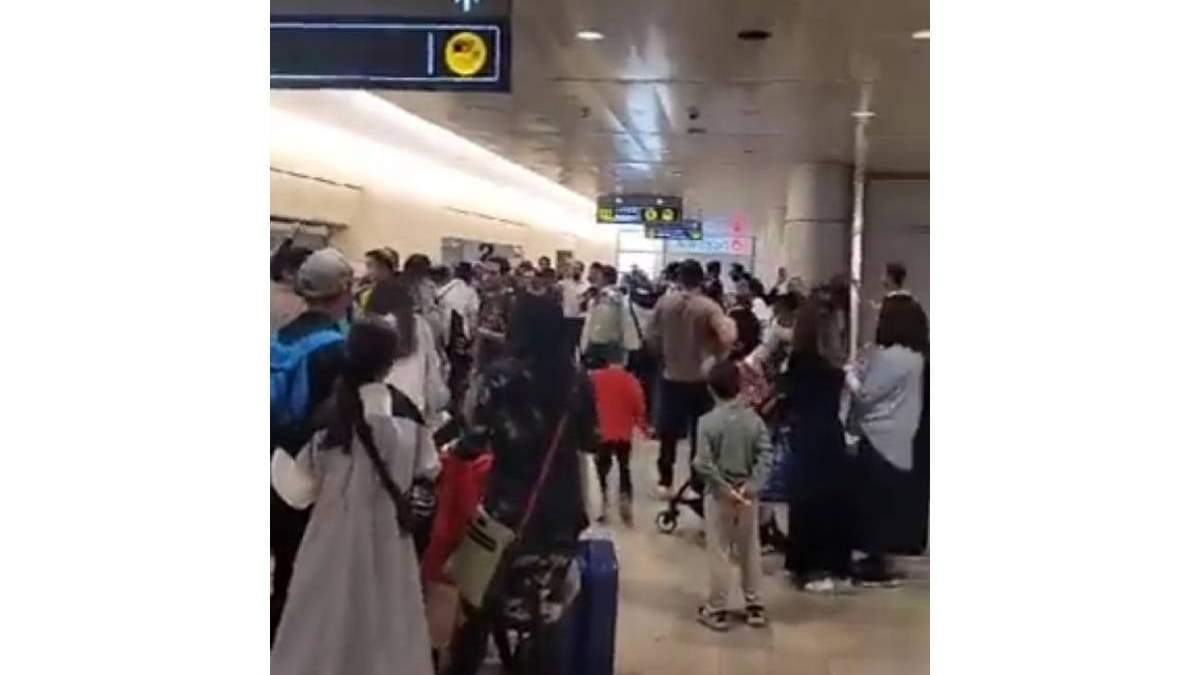 Mexicanos en el aeropuerto ubicado en Tel Aviv
