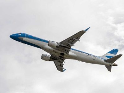 Continúa el paro de controladores aéreos