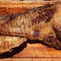 Tapa de asado rellena: ponete la 10 en la cena con esta receta digna del mejor bodegón