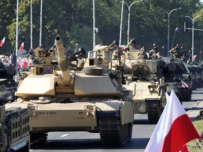 Informe dice que la UE compra demasiados suministros de defensa en el exterior, sobre todo a EU