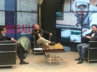 “Pseudo”: thriller entre ideología y negocios
