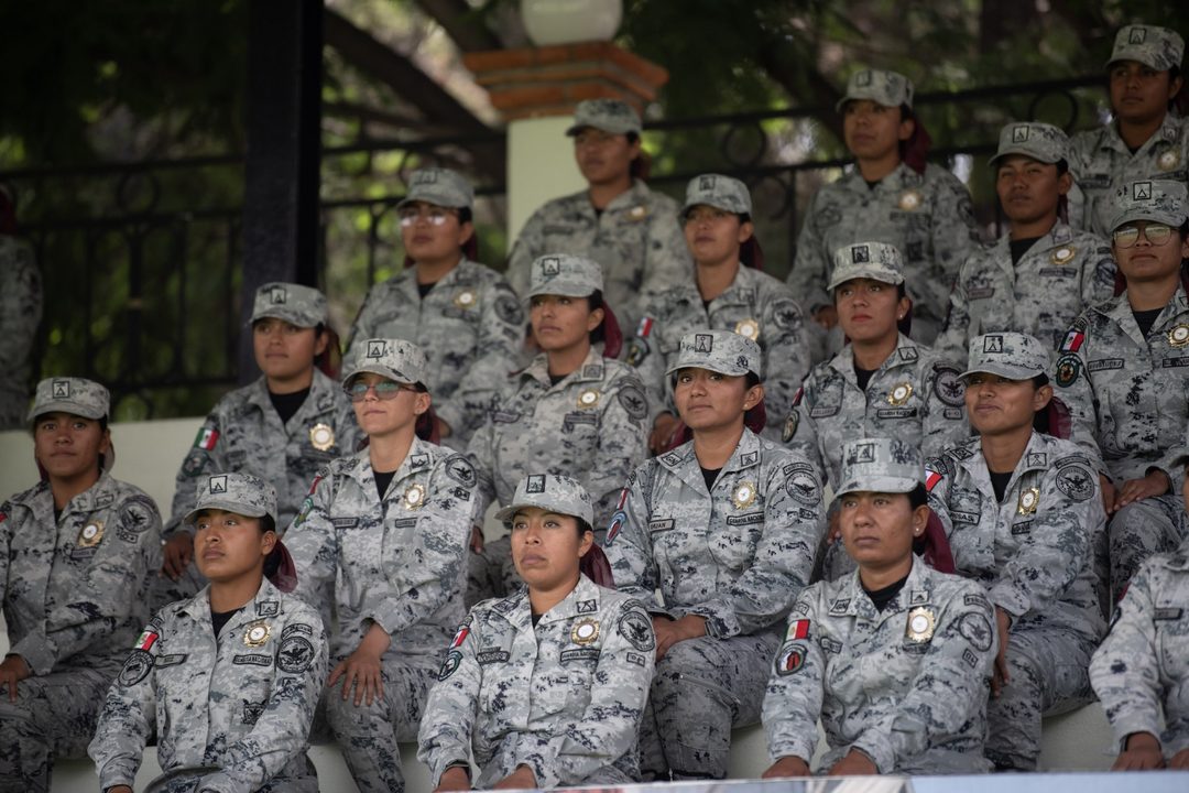 mujeres militares dimayuga
