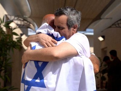 Rehenes israelíes que recuperaron la libertad revelaron sus padecimientos