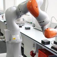 El “robot científico” capaz de realizar experimentos de laboratorio