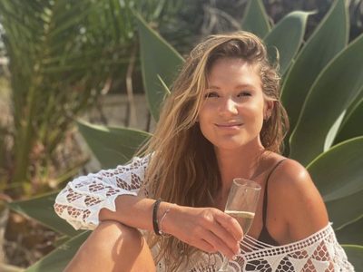 Belleza indiscutible: las 5 mejores fotos de Mayte Rodríguez, la ex de Aléxis Sánchez, cerca del mar