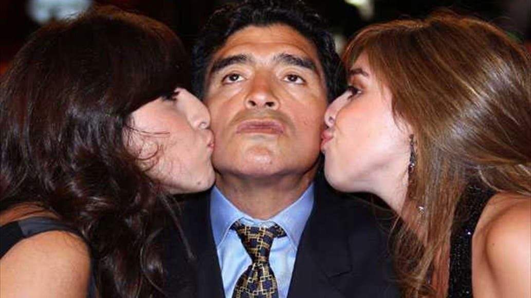 Dalma, Giannina y Diego Maradona. Fuente: (Instagram)