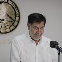 Noroña: si la oposición volviera al poder encarcelaría a AMLO y Sheinbaum