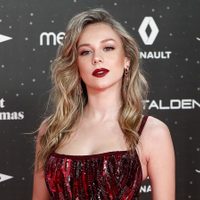 ¡De estreno! Ester Expósito participó en un videoclip junto a los grandes de España