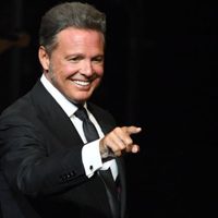¡Romance bomba! Luis Miguel, en pareja con famosísima cantante ¡No lo vas a poder creer!