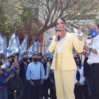 Lupita Jones se registra como candidata a la gubernatura de BC por el PAN, PRI y PRD