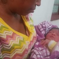 Con 29 días de nacida en Guatemala, Reychel ya es migrante en éxodo hacia EU