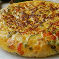 Tortilla de verduras: probá esta versión diferente, rica y muy fácil de hacer